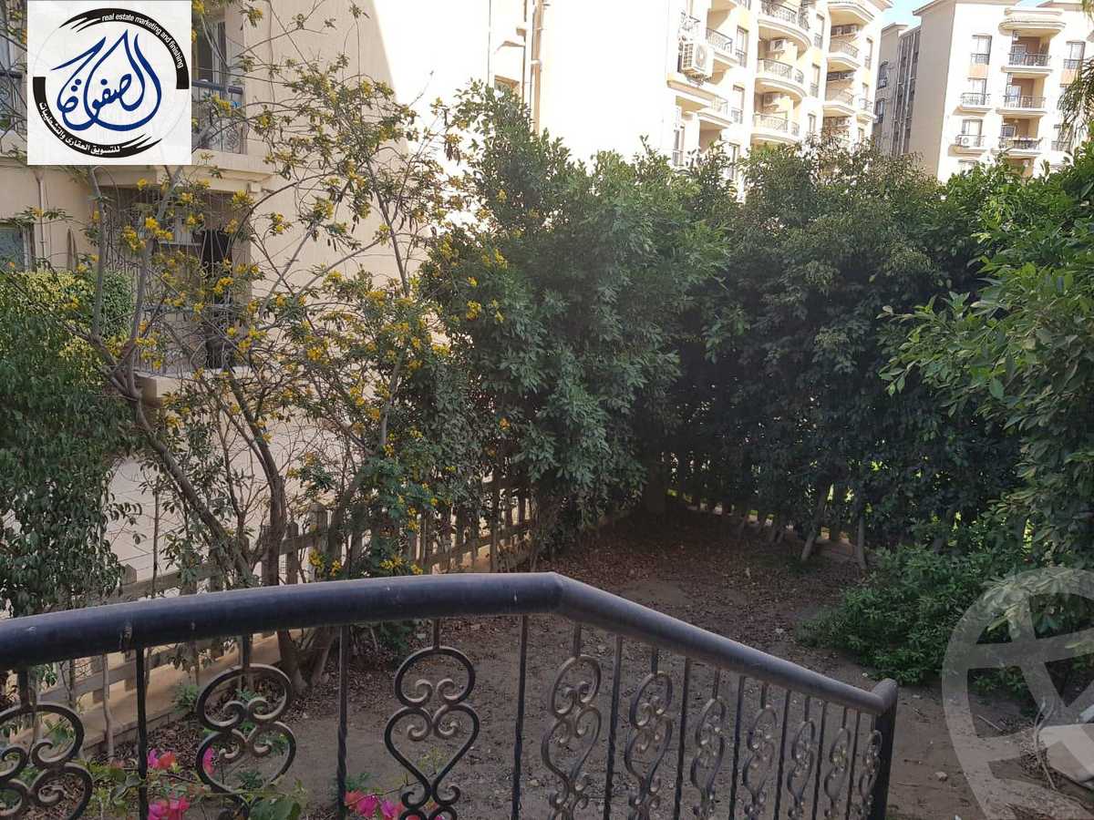 https://aqarmap.com.eg/ar/listing/5972223-for-rent-cairo-new-cairo-lrhb-city-phase-5-talaat-mostafa-st