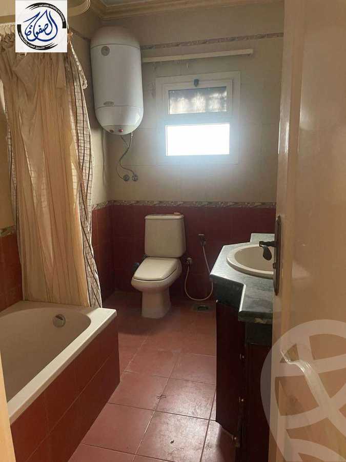 https://aqarmap.com.eg/en/listing/5293789-for-sale-cairo-new-cairo-el-ahyaa-fifth-neighborhood-akhnaton-st
