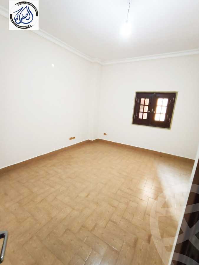 https://aqarmap.com.eg/en/listing/5294556-for-rent-cairo-new-cairo-el-ahyaa-fourth-neighborhood-street-1
