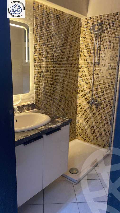 https://aqarmap.com.eg/en/listing/5298809-for-rent-cairo-new-cairo-lrhb-city-phase-5-talaat-mostafa-st