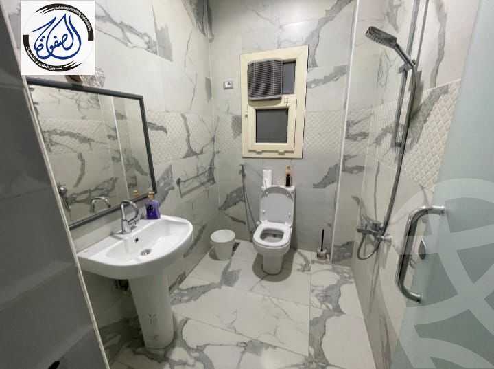https://aqarmap.com.eg/ar/listing/6086235-for-rent-cairo-new-cairo-90th-street-south-teseen-st