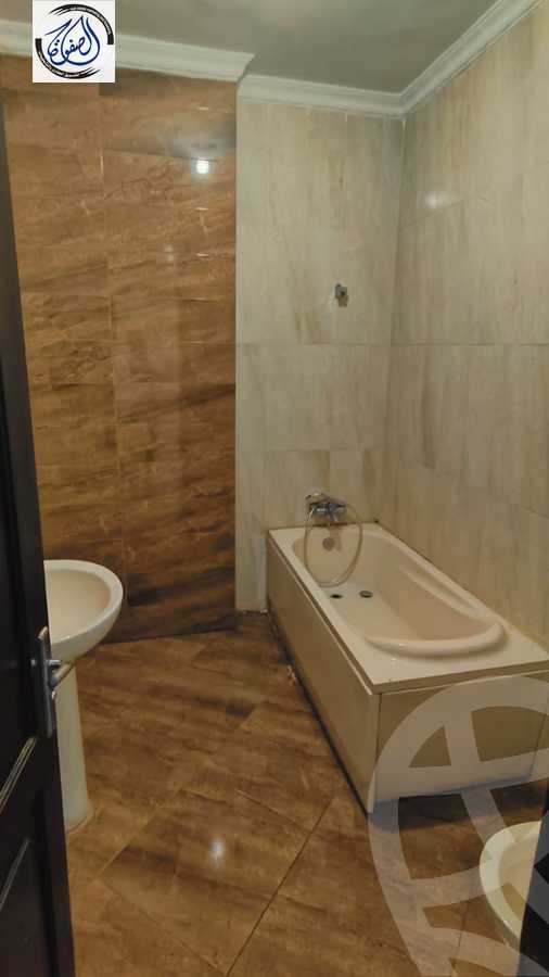 https://aqarmap.com.eg/en/listing/5313938-for-rent-cairo-new-cairo-el-ahyaa-fifth-neighborhood-akhnaton-st