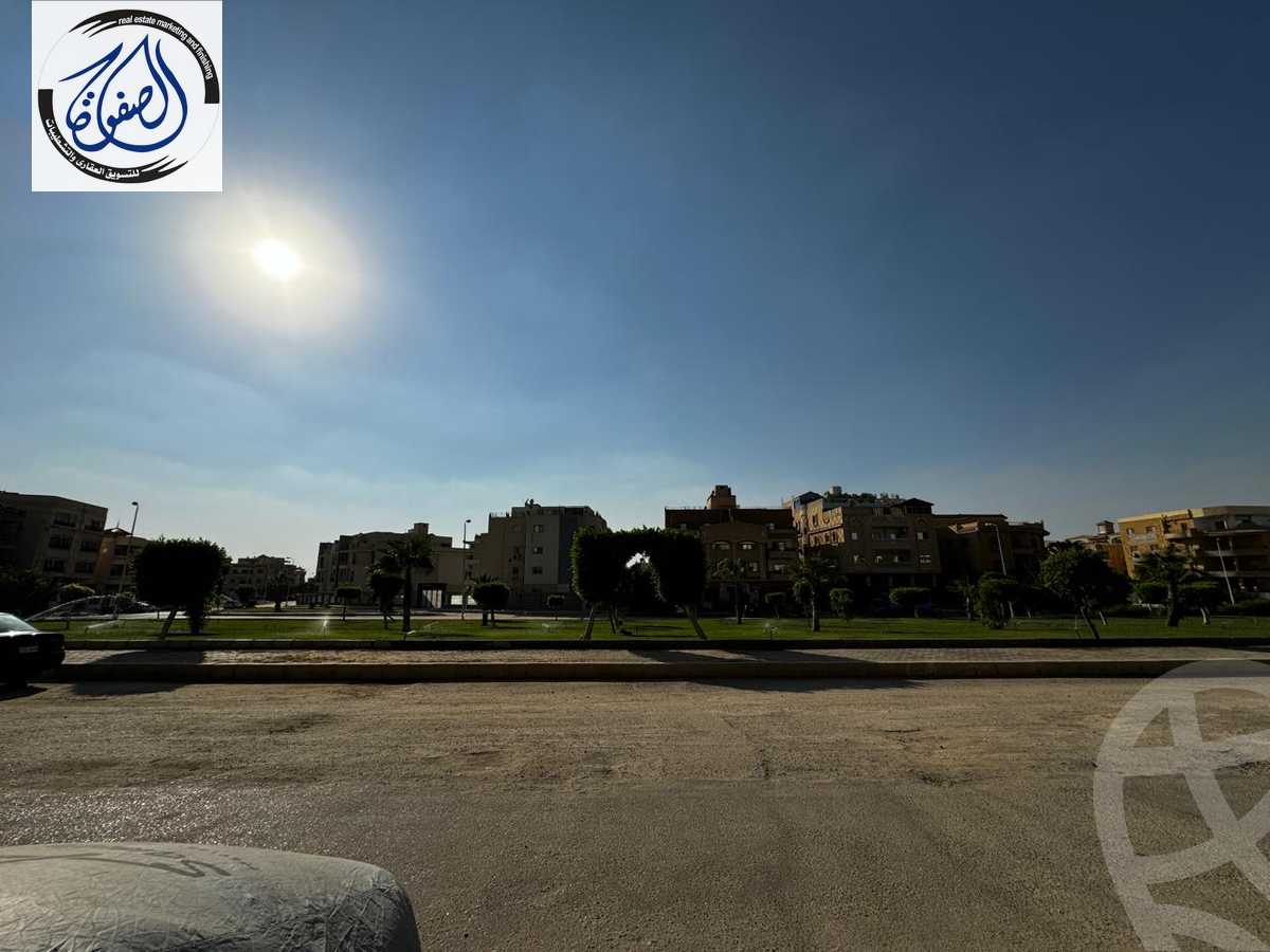 https://aqarmap.com.eg/en/listing/5326604-for-sale-cairo-new-cairo-first-settlement-neighbourhood-10-el-shaheed-abdul-fattah-ahmed-st