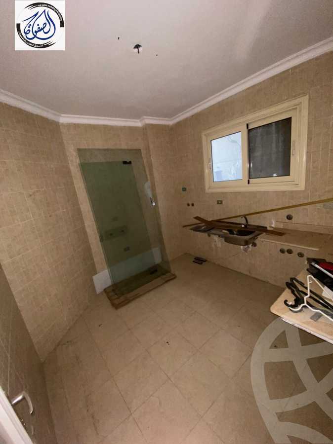 https://aqarmap.com.eg/en/listing/5366724-for-sale-cairo-new-cairo-ganob-el-akadamiya