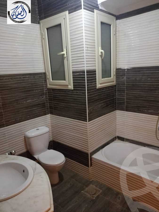 https://aqarmap.com.eg/en/listing/5385718-for-rent-cairo-new-cairo-sharq-el-akadamiya-al-tahrir-st