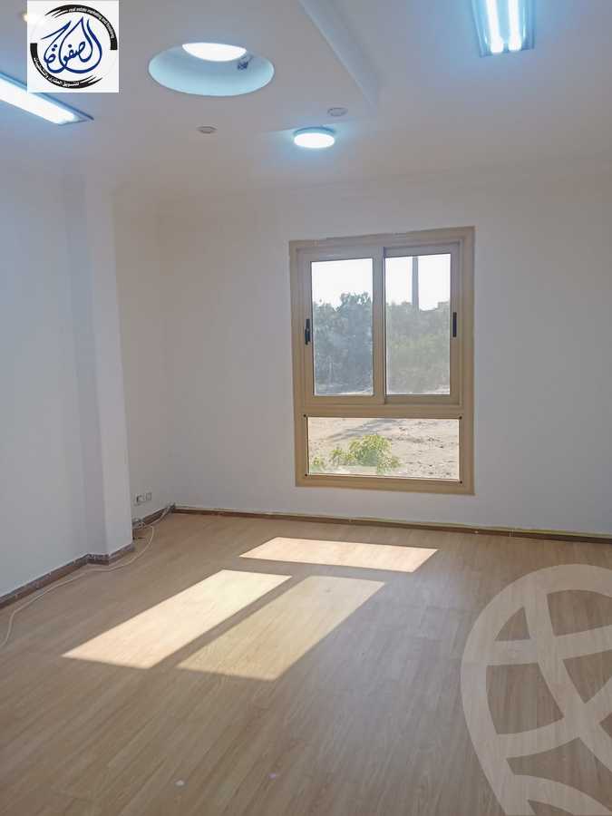 https://aqarmap.com.eg/ar/listing/5385759-for-rent-cairo-new-cairo-el-ahyaa-fifth-neighborhood-akhnaton-st