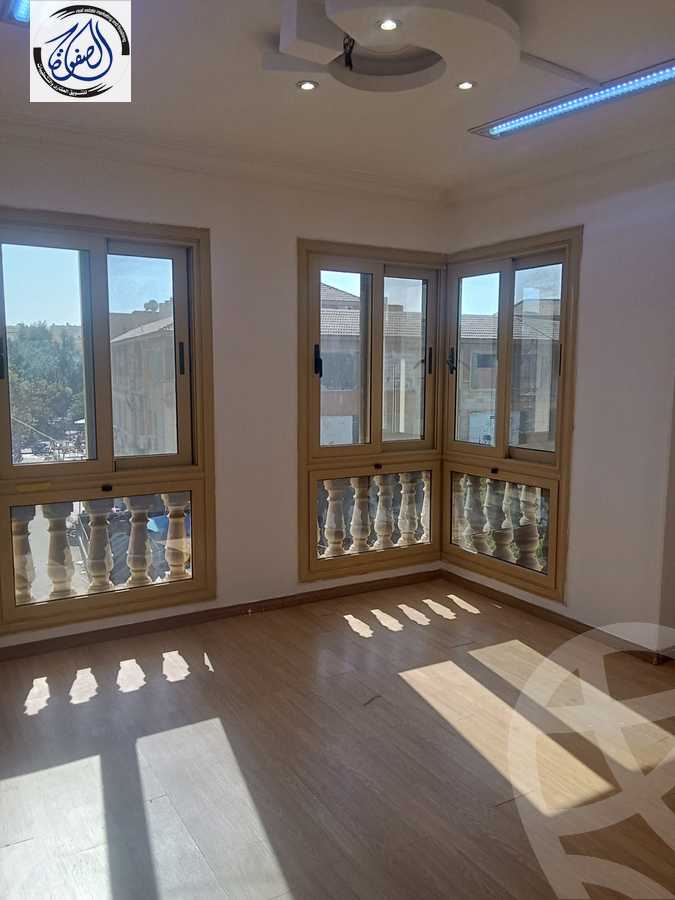 https://aqarmap.com.eg/ar/listing/5385759-for-rent-cairo-new-cairo-el-ahyaa-fifth-neighborhood-akhnaton-st