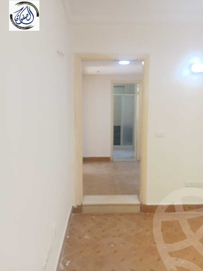https://aqarmap.com.eg/ar/listing/5385759-for-rent-cairo-new-cairo-el-ahyaa-fifth-neighborhood-akhnaton-st