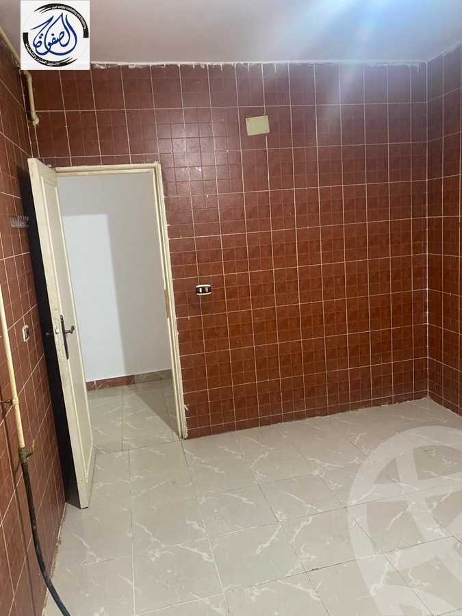 https://aqarmap.com.eg/en/listing/5388791-for-sale-cairo-new-cairo-ganob-el-akadamiya-south-academy-a-zaid-ebn-haretha-st