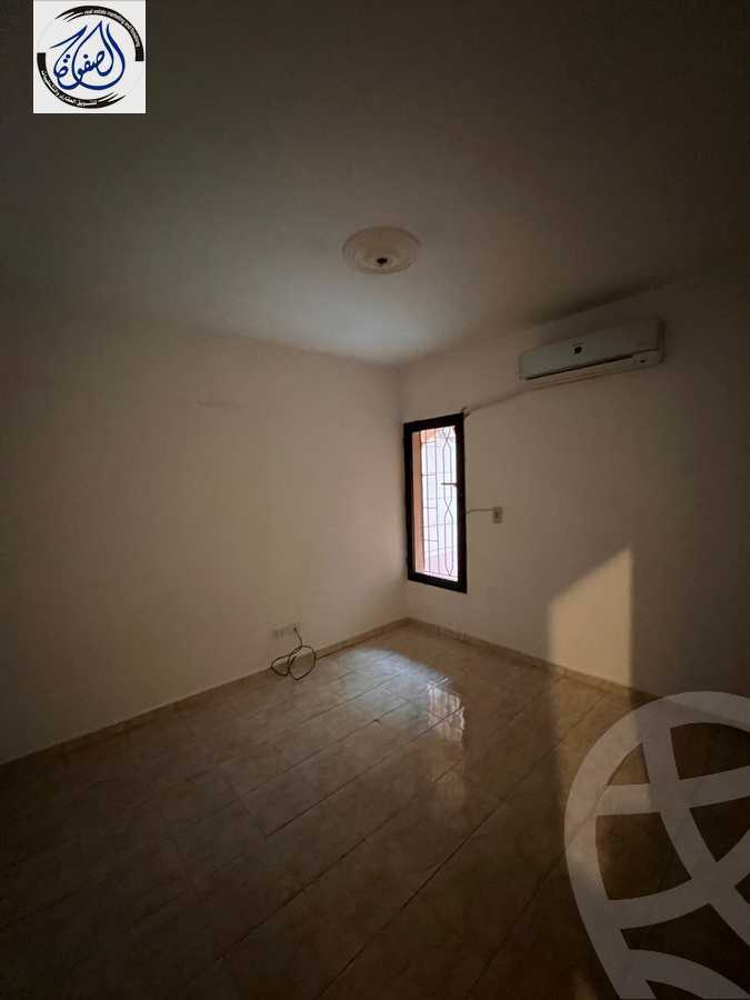 https://aqarmap.com.eg/en/listing/5393139-for-sale-cairo-new-cairo-lrhb-city-phase-5-talaat-mostafa-st