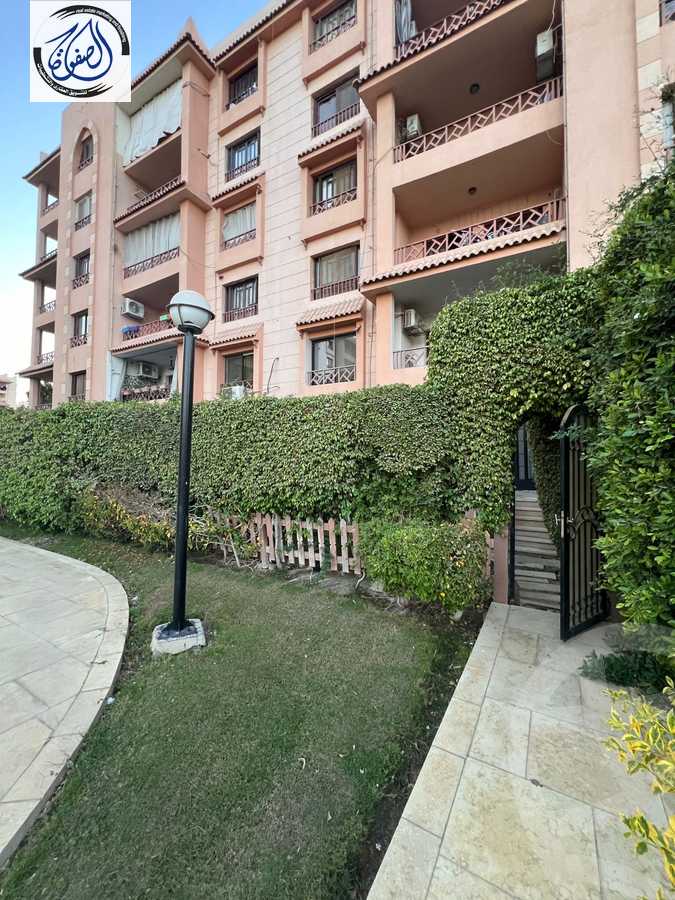 https://aqarmap.com.eg/en/listing/5393139-for-sale-cairo-new-cairo-lrhb-city-phase-5-talaat-mostafa-st