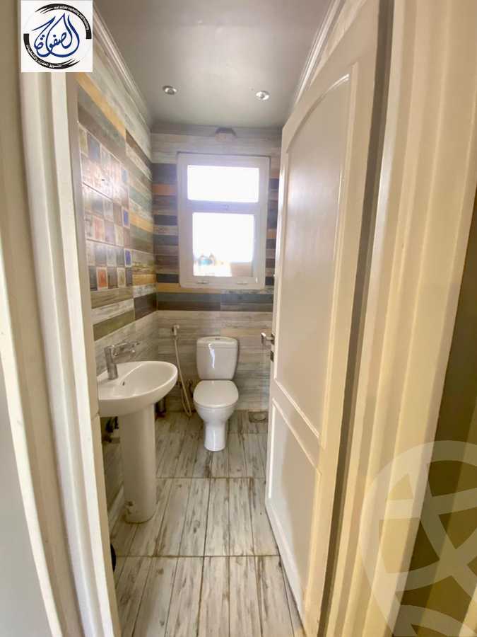 https://aqarmap.com.eg/en/listing/5397242-for-sale-cairo-new-cairo-lrhb-city-phase-5-talaat-mostafa-st