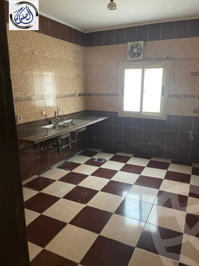 https://aqarmap.com.eg/en/listing/5398556-for-rent-cairo-new-cairo-el-ahyaa-fourth-neighborhood-street-1