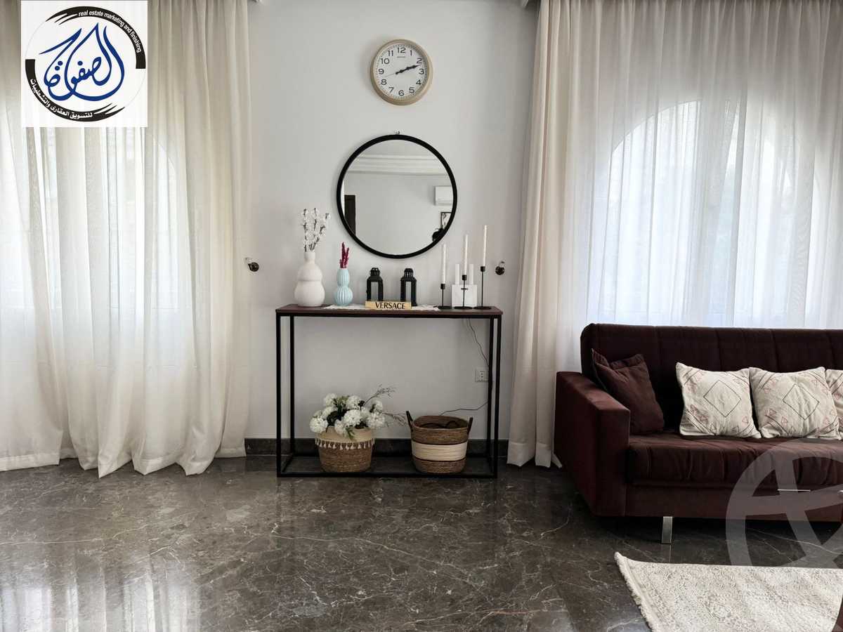 https://aqarmap.com.eg/en/listing/5400549-for-rent-cairo-new-cairo-compounds-hyde-park