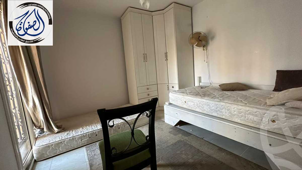 https://aqarmap.com.eg/ar/listing/5405389-for-sale-cairo-new-cairo-lrhb-city-phase-5-talaat-mostafa-st