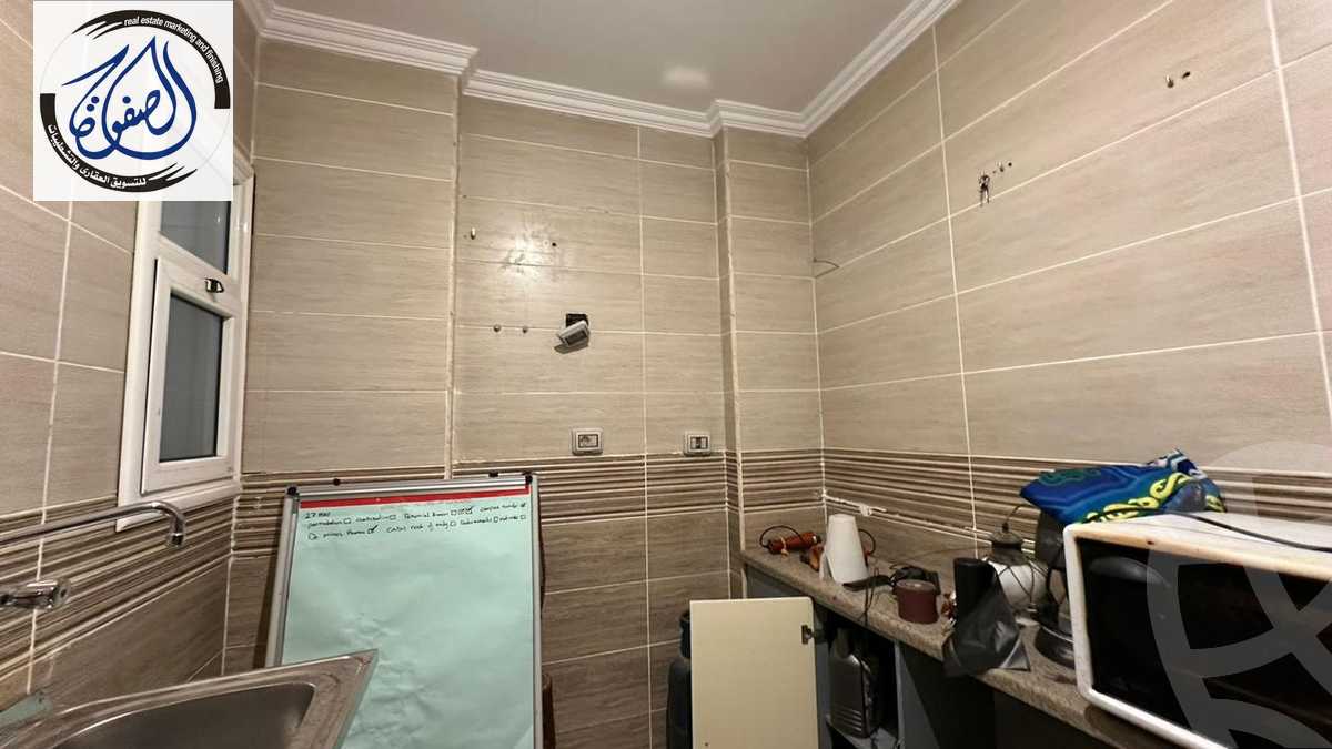 https://aqarmap.com.eg/ar/listing/5405389-for-sale-cairo-new-cairo-lrhb-city-phase-5-talaat-mostafa-st