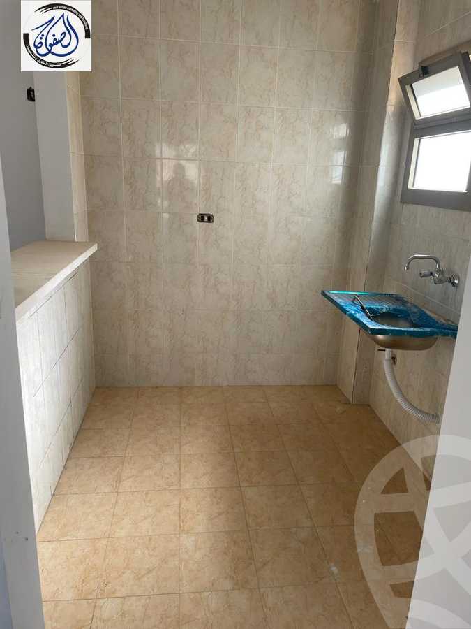 https://aqarmap.com.eg/en/listing/5433038-for-sale-cairo-new-cairo-compounds-el-ashrafia