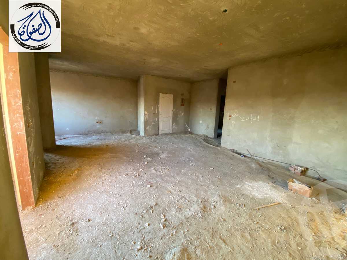 https://aqarmap.com.eg/en/listing/5433050-for-sale-cairo-new-cairo-compounds-el-zahwa