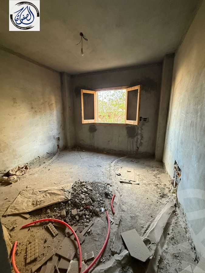 https://aqarmap.com.eg/en/listing/5447944-for-sale-cairo-new-cairo-compounds-kmbwnd-rwd-lzhr