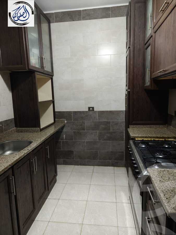 https://aqarmap.com.eg/ar/listing/5459832-for-sale-cairo-new-cairo-first-settlement-neighbourhood-4-el-shaheed-ibrahim-ahmed-st