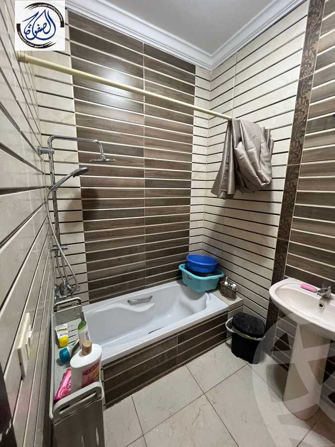 https://aqarmap.com.eg/en/listing/5459852-for-sale-cairo-new-cairo-el-banafsg-el-banafsag-omarat-al-gabri-st