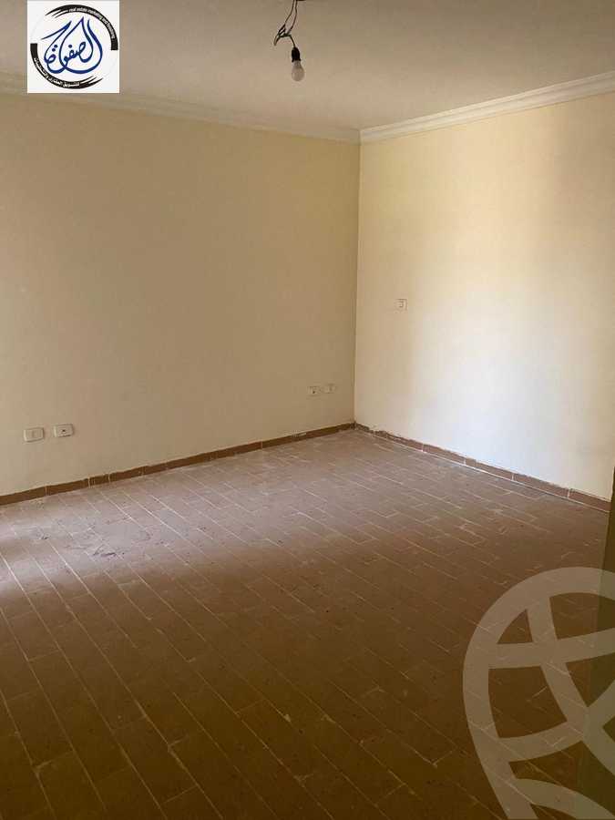 https://aqarmap.com.eg/ar/listing/5459931-for-sale-cairo-new-cairo-compounds-dar-misr-el-koronfel