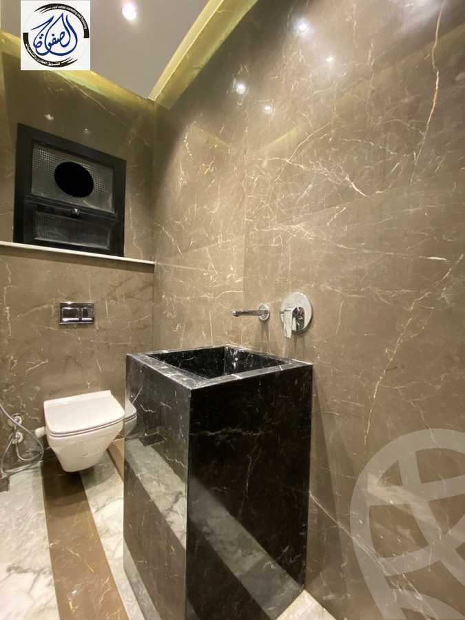 https://aqarmap.com.eg/en/listing/6086151-for-sale-cairo-new-cairo-gharb-el-golf-alaa-elsaadany-st