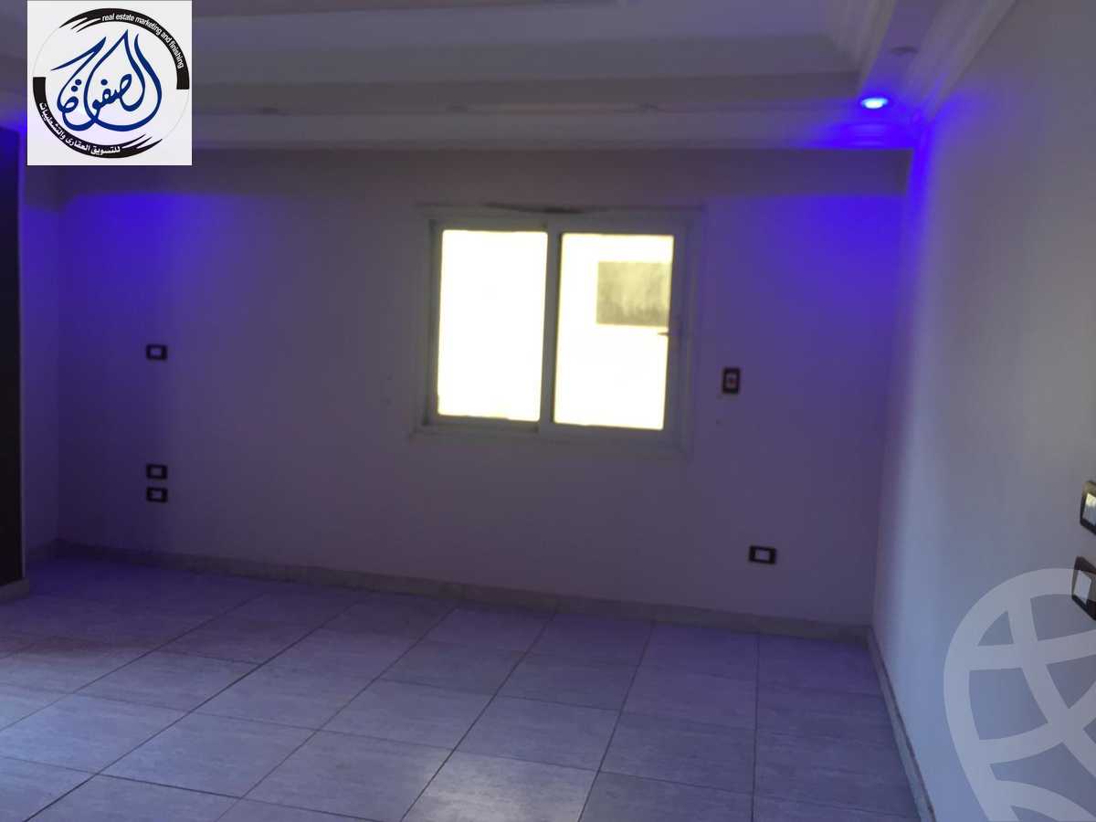 https://aqarmap.com.eg/ar/listing/5471561-for-rent-cairo-new-cairo-el-ahyaa-fourth-neighborhood-street-1