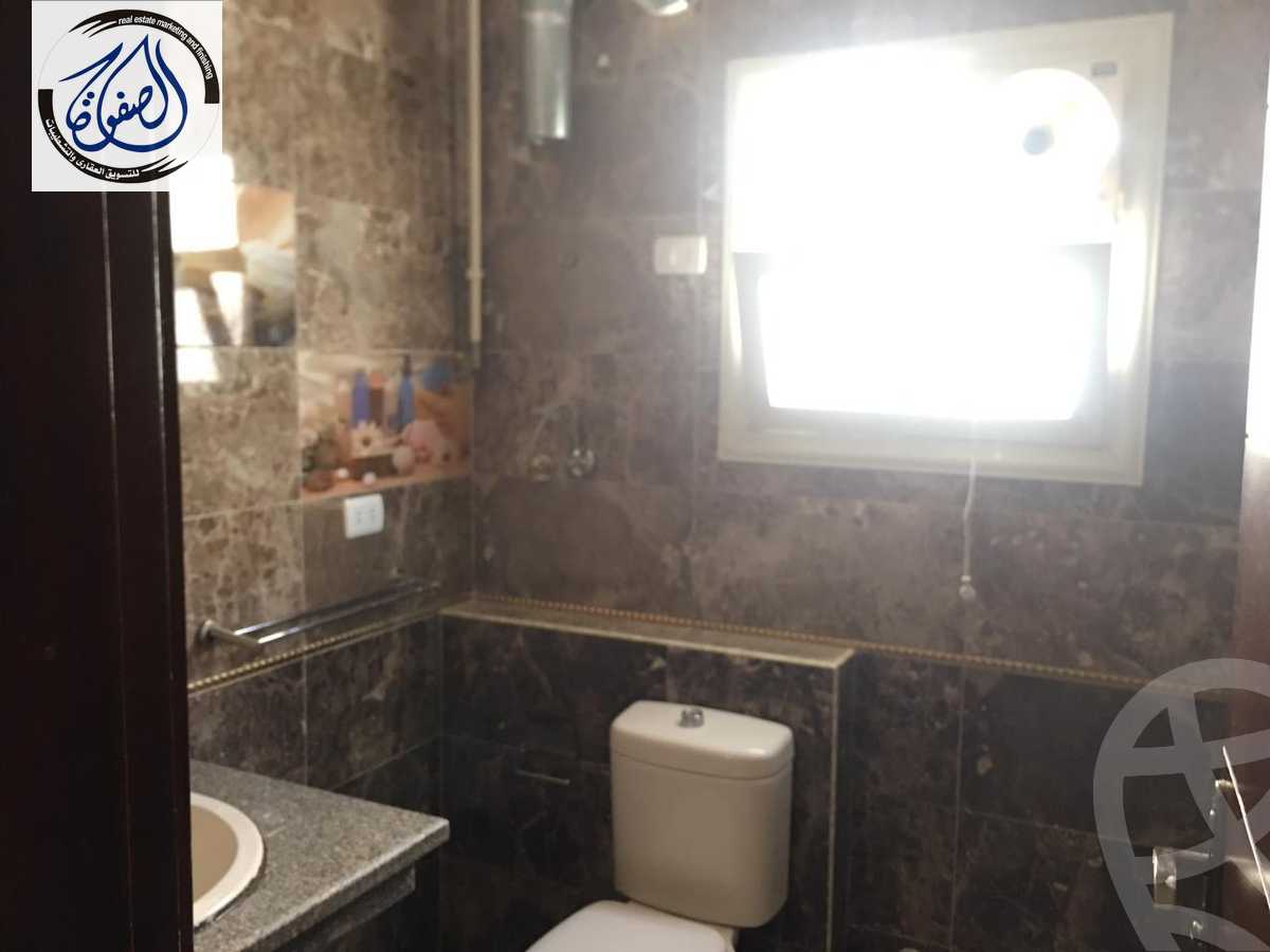 https://aqarmap.com.eg/ar/listing/5471561-for-rent-cairo-new-cairo-el-ahyaa-fourth-neighborhood-street-1