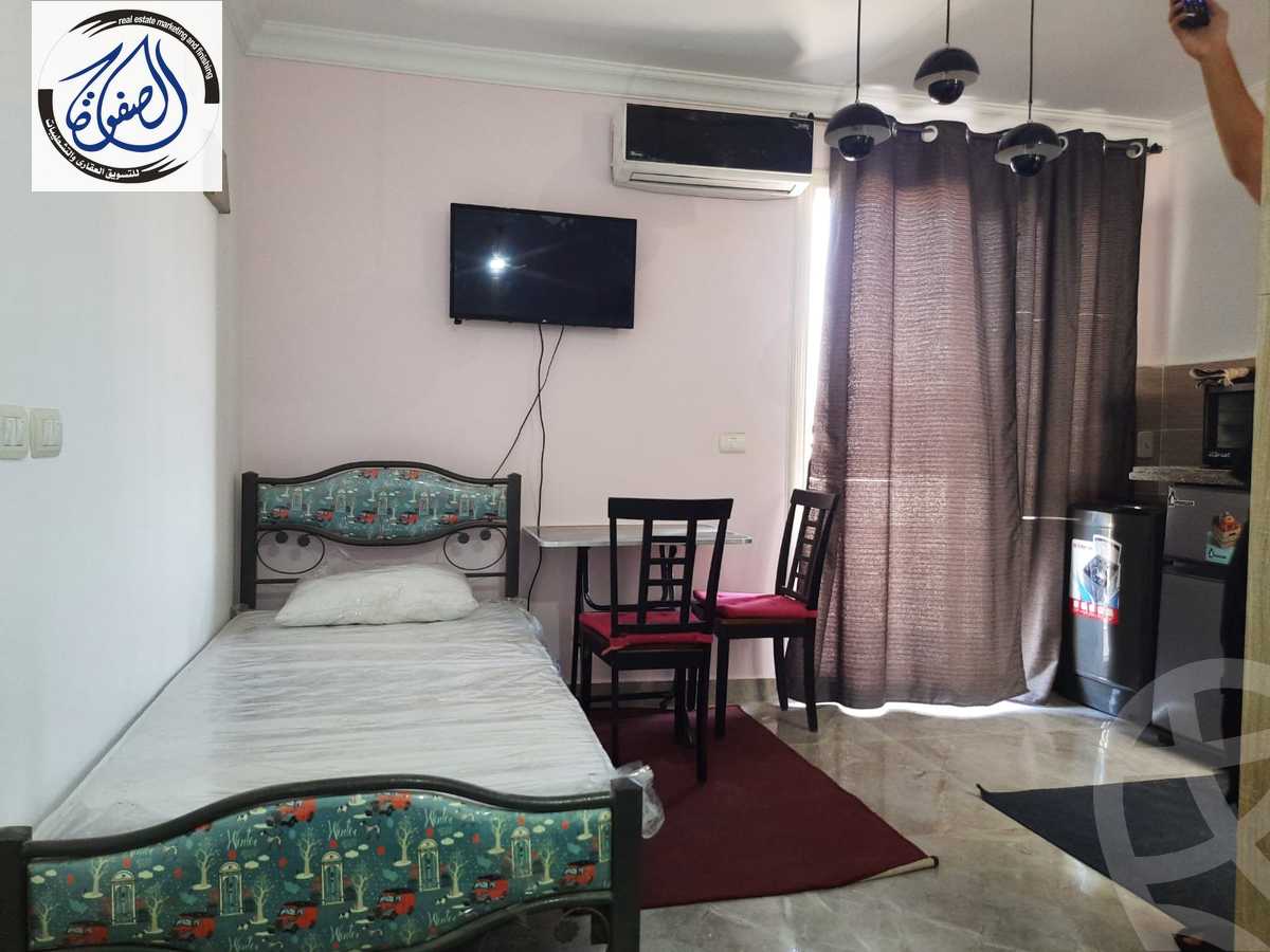 https://aqarmap.com.eg/en/listing/6065877-for-rent-cairo-new-cairo-compounds-jyd