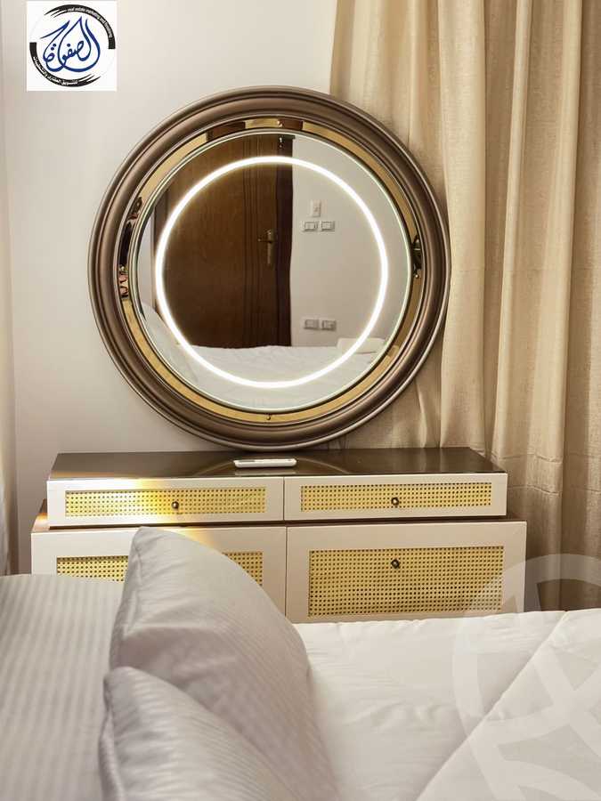 https://aqarmap.com.eg/en/listing/6086217-for-rent-cairo-new-cairo-compounds-hyde-park-centre-ville-hyde-park