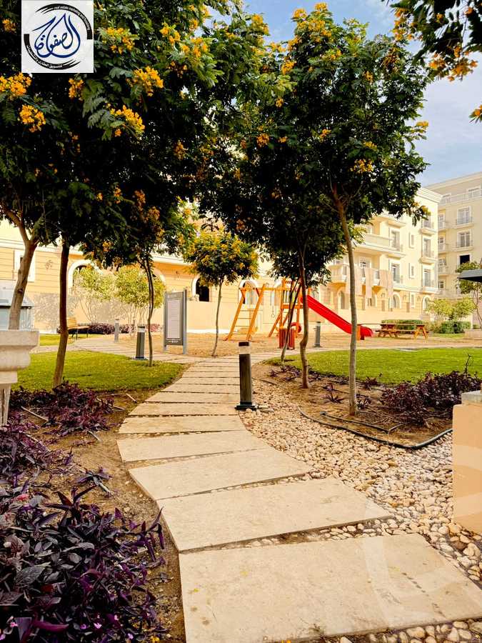 https://aqarmap.com.eg/en/listing/6086217-for-rent-cairo-new-cairo-compounds-hyde-park-centre-ville-hyde-park