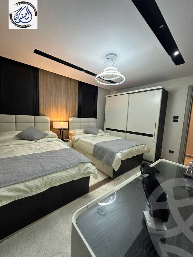 https://aqarmap.com.eg/en/listing/5509155-for-sale-cairo-new-cairo-compounds-mwrd-fq-llttwyr