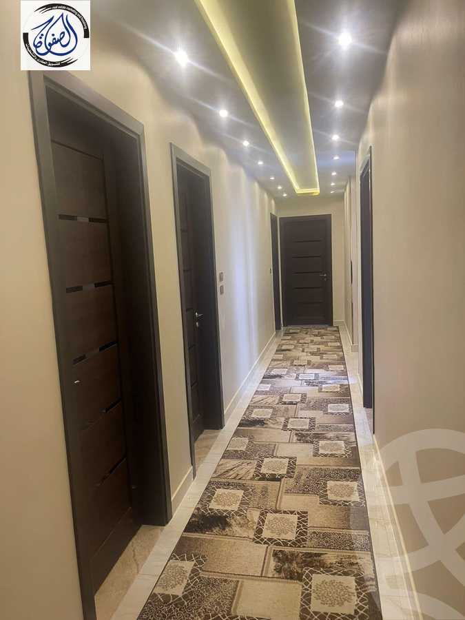 https://aqarmap.com.eg/en/listing/5536725-for-sale-cairo-new-cairo-compounds-hyde-park-centre-ville-hyde-park