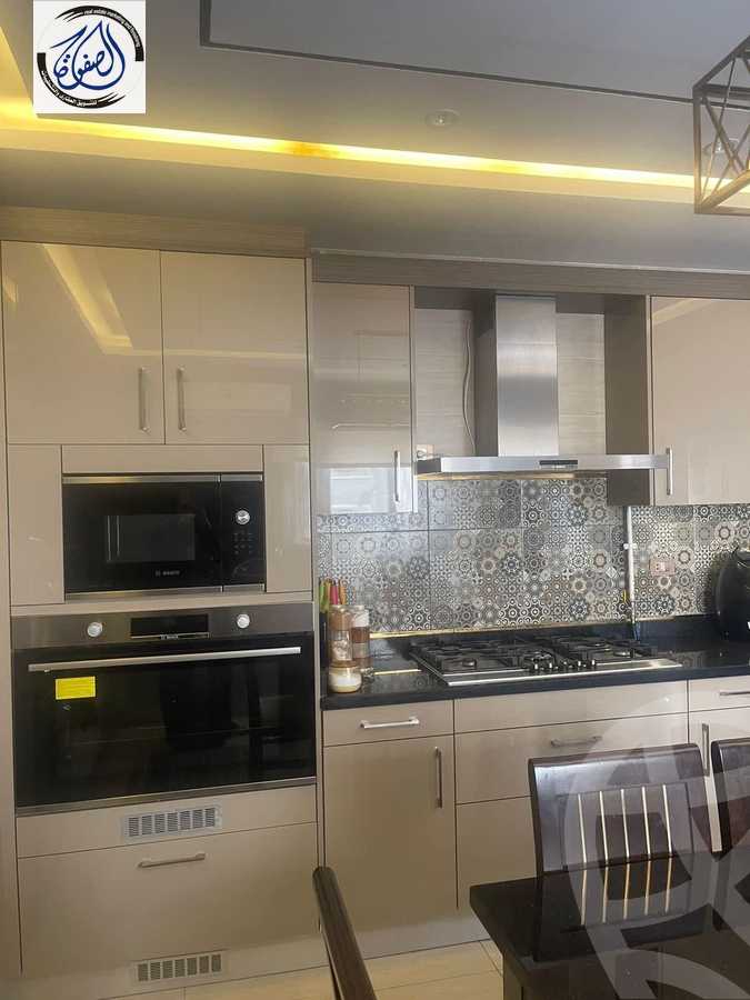 https://aqarmap.com.eg/en/listing/5536725-for-sale-cairo-new-cairo-compounds-hyde-park-centre-ville-hyde-park