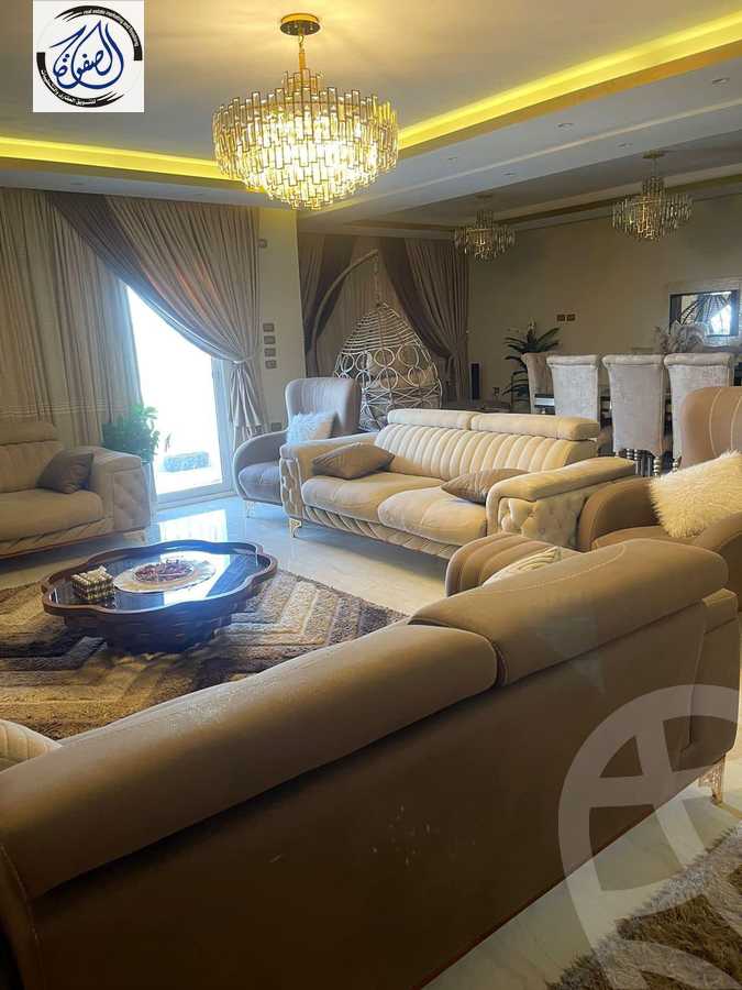 https://aqarmap.com.eg/en/listing/5536725-for-sale-cairo-new-cairo-compounds-hyde-park-centre-ville-hyde-park