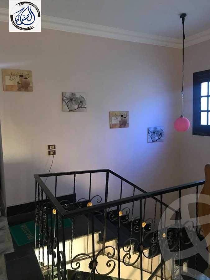 https://aqarmap.com.eg/en/listing/5549483-for-sale-cairo-new-cairo-compounds-el-mostashareen-compound