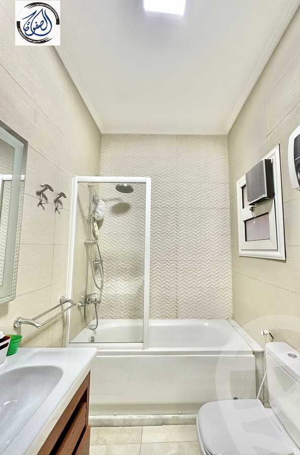 https://aqarmap.com.eg/en/listing/5563013-for-sale-cairo-new-cairo-first-settlement-neighbourhood-9-el-shaikh-mohamed-al-gizawy-st