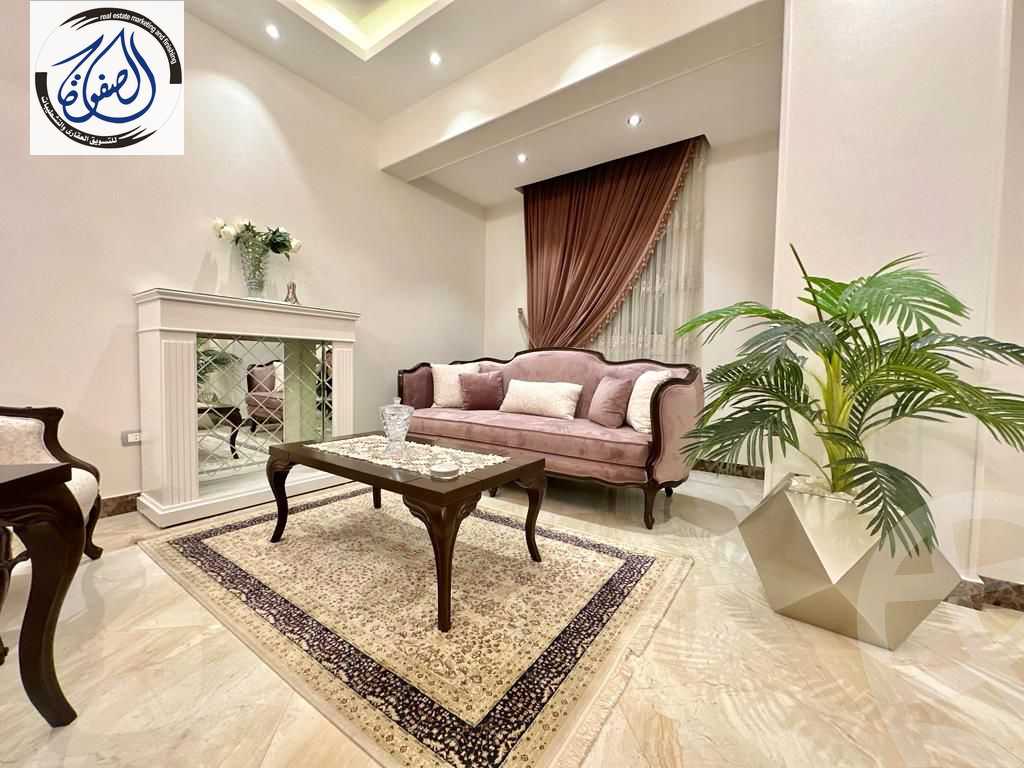https://aqarmap.com.eg/en/listing/5563013-for-sale-cairo-new-cairo-first-settlement-neighbourhood-9-el-shaikh-mohamed-al-gizawy-st