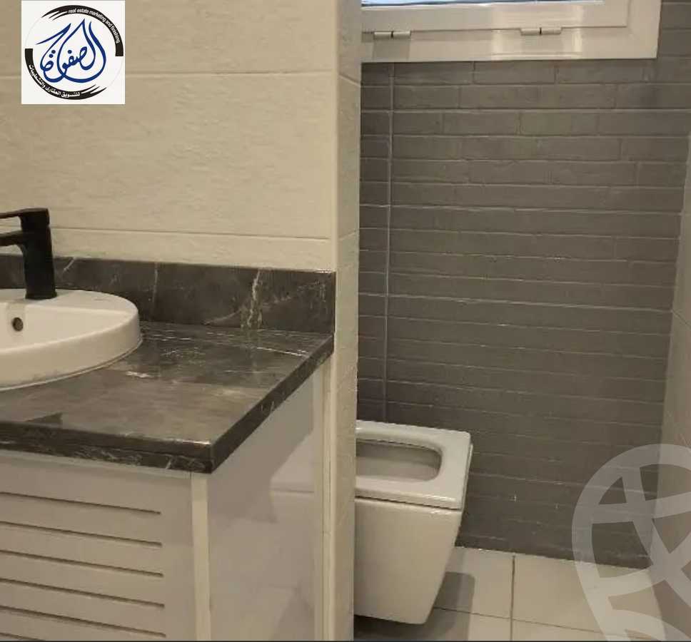 https://aqarmap.com.eg/en/listing/5566910-for-rent-cairo-new-cairo-compounds-hyde-park-centre-ville-hyde-park