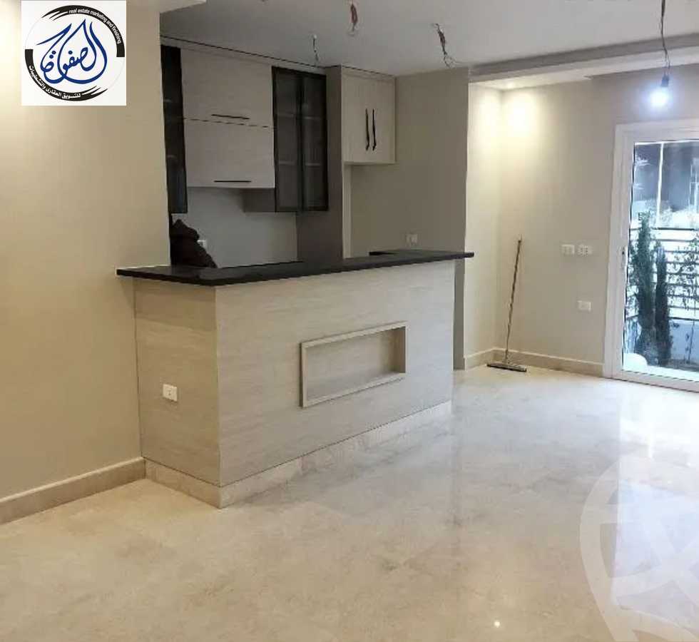 https://aqarmap.com.eg/en/listing/5566910-for-rent-cairo-new-cairo-compounds-hyde-park-centre-ville-hyde-park