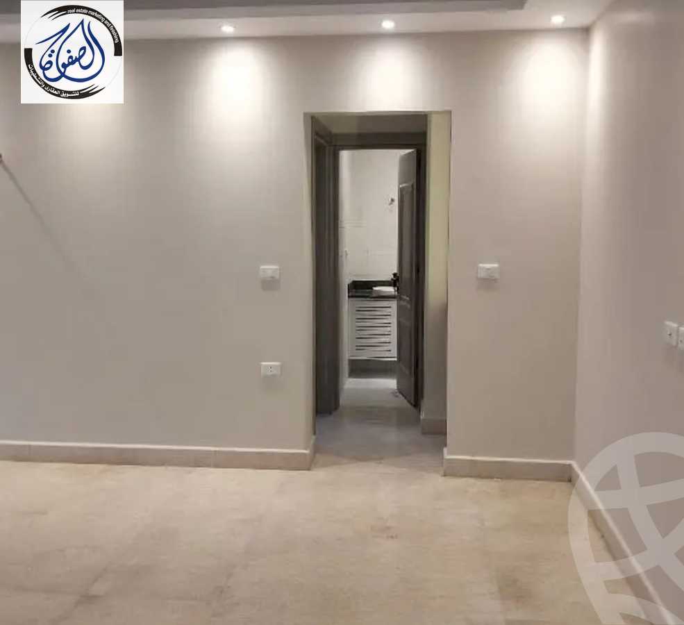 https://aqarmap.com.eg/en/listing/5566910-for-rent-cairo-new-cairo-compounds-hyde-park-centre-ville-hyde-park