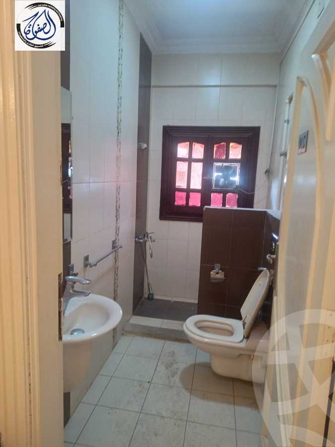 https://aqarmap.com.eg/en/listing/5577138-for-sale-cairo-new-cairo-el-narges-el-narges-omarat-abdul-rahman-al-rafie-st