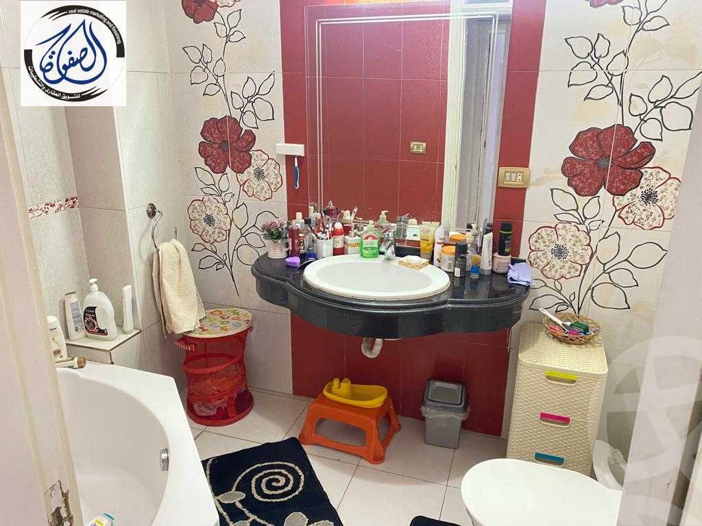 https://aqarmap.com.eg/en/listing/5577138-for-sale-cairo-new-cairo-el-narges-el-narges-omarat-abdul-rahman-al-rafie-st