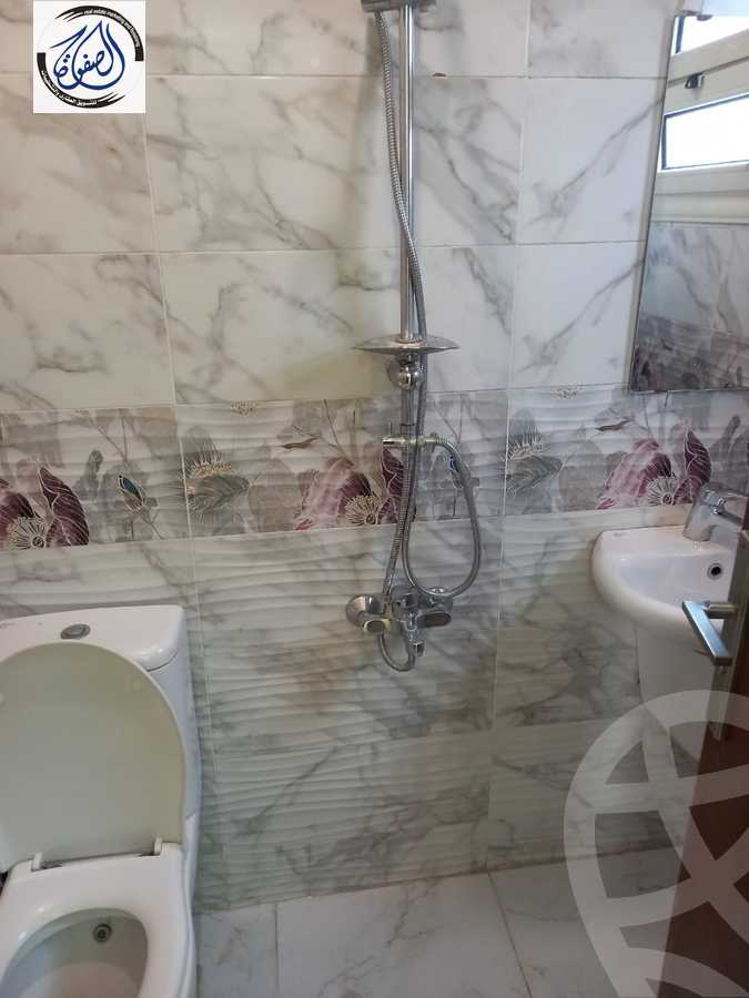 https://aqarmap.com.eg/en/listing/5593777-for-rent-cairo-new-cairo-el-ahyaa-fourth-neighborhood-street-1