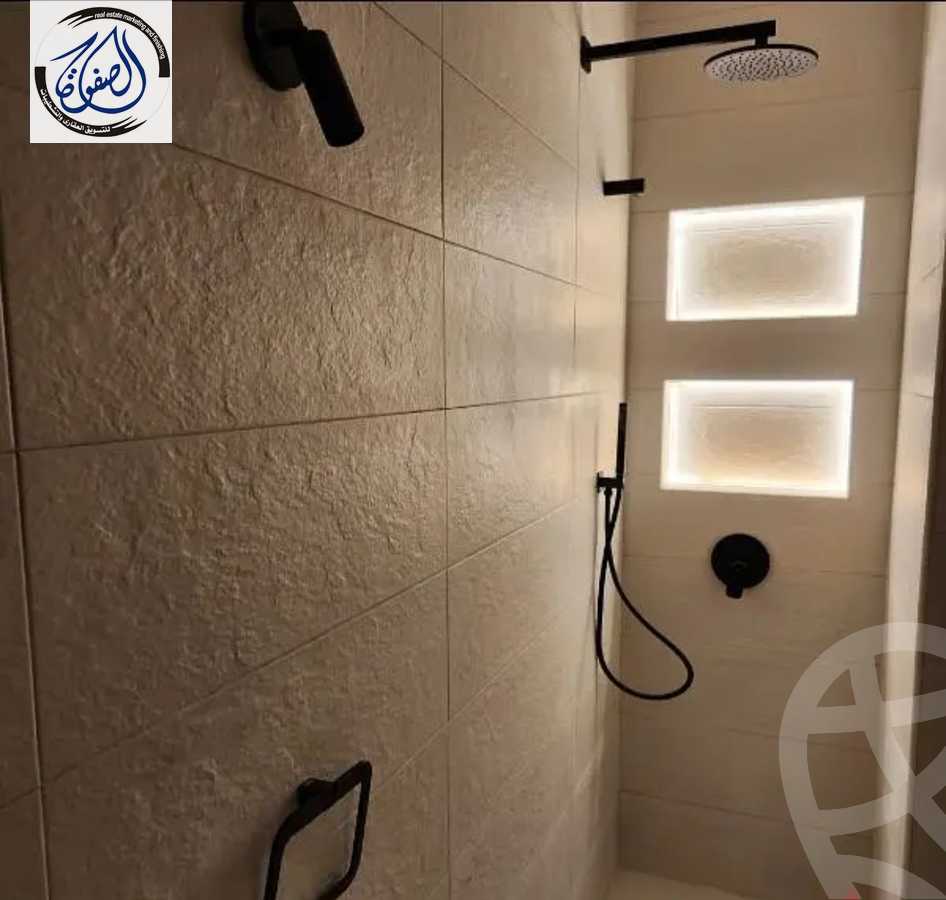 https://aqarmap.com.eg/en/listing/6218114-for-rent-cairo-new-cairo-compounds-hyde-park-centre-ville-hyde-park