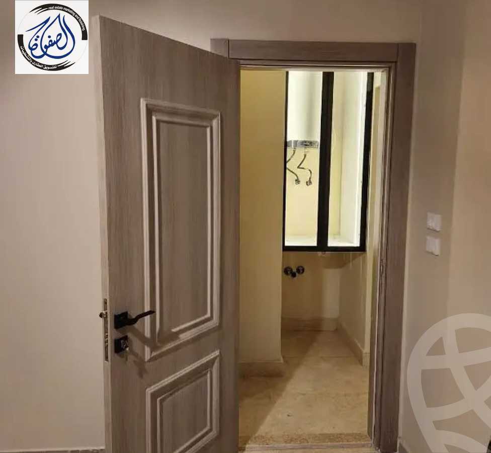 https://aqarmap.com.eg/en/listing/6218114-for-rent-cairo-new-cairo-compounds-hyde-park-centre-ville-hyde-park