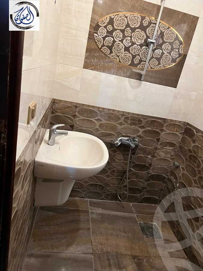 https://aqarmap.com.eg/ar/listing/5633733-for-rent-cairo-new-cairo-compounds-nakhil-village