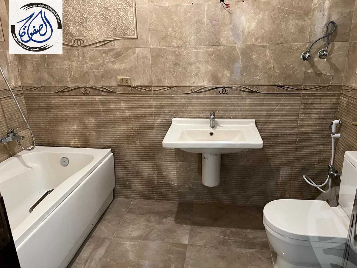 https://aqarmap.com.eg/ar/listing/5633733-for-rent-cairo-new-cairo-compounds-nakhil-village
