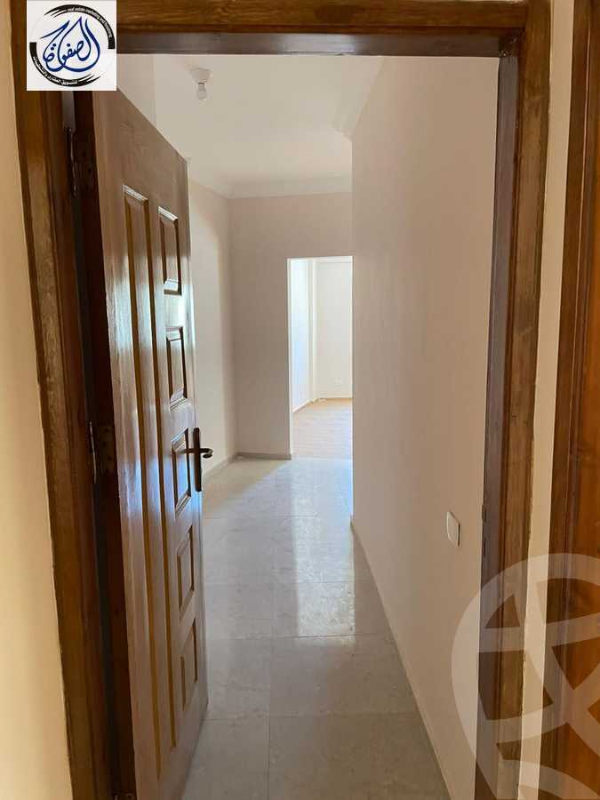 https://aqarmap.com.eg/en/listing/5633744-for-rent-cairo-new-cairo-sharq-el-akadamiya-al-tahrir-st